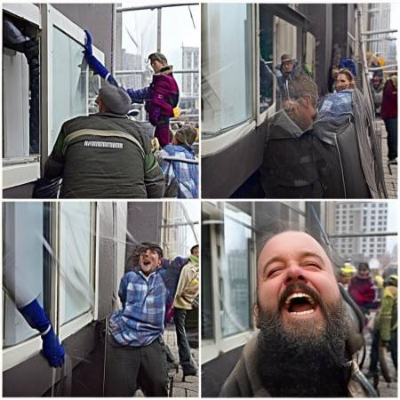 “大风换窗，笑谈密封”