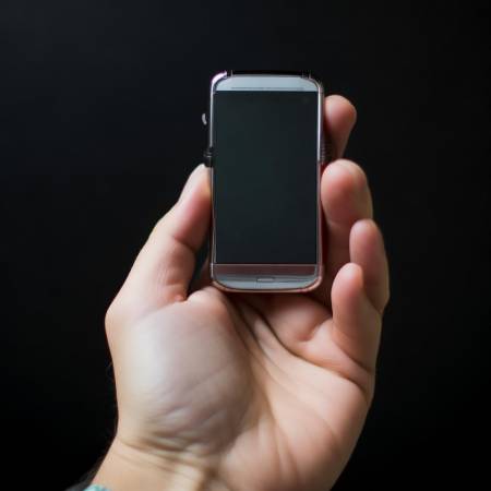 指纹锁失灵，导电笔神奇解决