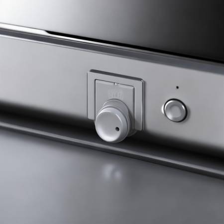 志高空调开关位置详解